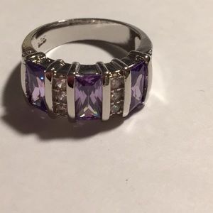 Size 8 amethyst and white topaz ring